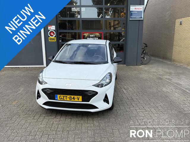 Hyundai I 10 1.0 Comfort / Airco/ Navigatie/ Cruise/ Apple carplay/ Digitaal dashbord