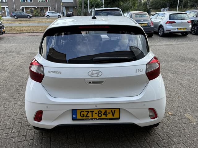 Hyundai I 10 1.0 Comfort / Airco/ Navigatie/ Cruise/ Apple carplay/ Digitaal dashbord