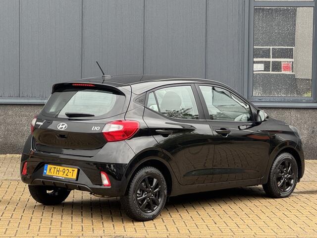 Hyundai I 10 1.2 57KW Comfort Aut Navi, Clima