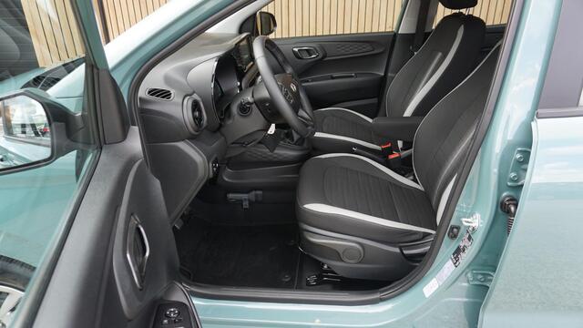 Hyundai I 10 1.0 67pk Comfort 5Drs Virtual-Cockpit Cruisecontrol Navi A-Camera LED 39072km! *NL auto* Mangrove Green!