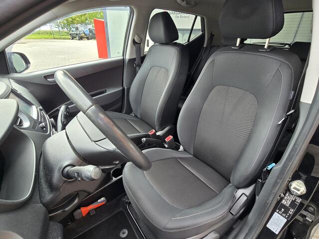 Hyundai I 10 1.0i Premium Stoel/Stuur Verwarming | Airco | Fietsendrager | Navi | Apple Carplay/Android Auto