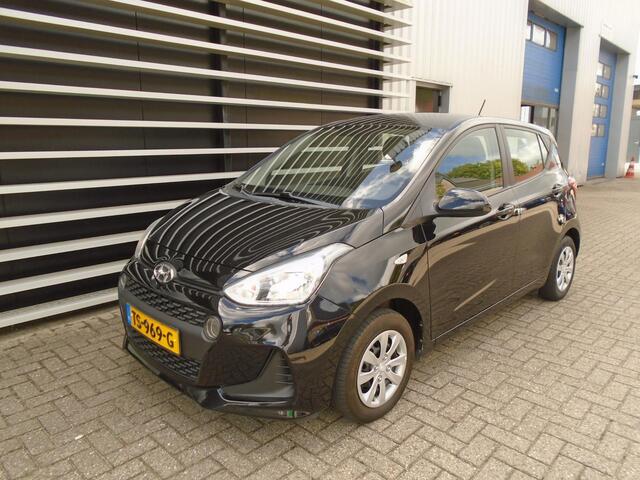 Hyundai I 10 1.0i Comfort & navigatie groot scherm