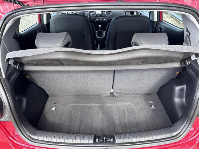 Hyundai I 10 1.0i Comfort Navi/Carplay/Cruise