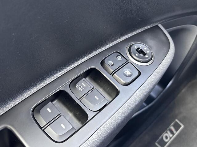 Hyundai I 10 1.0i Comfort Navi/Carplay/Cruise