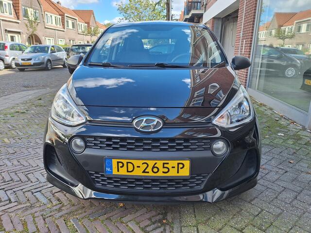 Hyundai I 10 1.0i i-Motion 5Drs /54.000 Km/1e Eig/Airco/Garantie