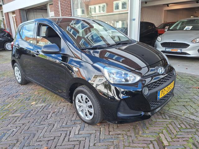 Hyundai I 10 1.0i i-Motion 5Drs /54.000 Km/1e Eig/Airco/Garantie