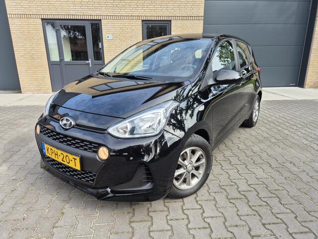 Hyundai I 10 1.0i Comfort | LM velgen | Airco | Navi | Cruise |