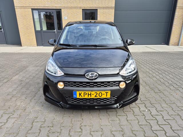Hyundai I 10 1.0i Comfort | LM velgen | Airco | Navi | Cruise |