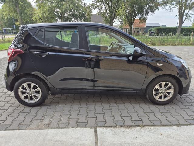 Hyundai I 10 1.0i Comfort | LM velgen | Airco | Navi | Cruise |