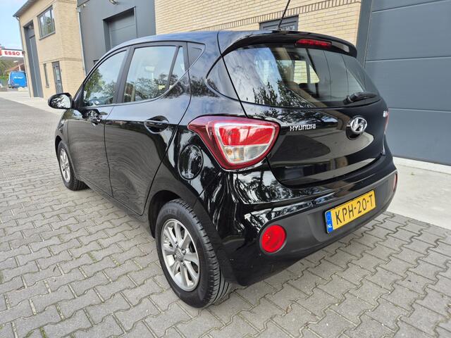 Hyundai I 10 1.0i Comfort | LM velgen | Airco | Navi | Cruise |