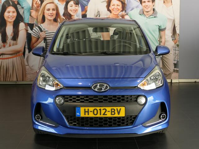 Hyundai I 10 1.0i Comfort - Apple carplay/ Android auto - DAB - Sensor achter - Navi