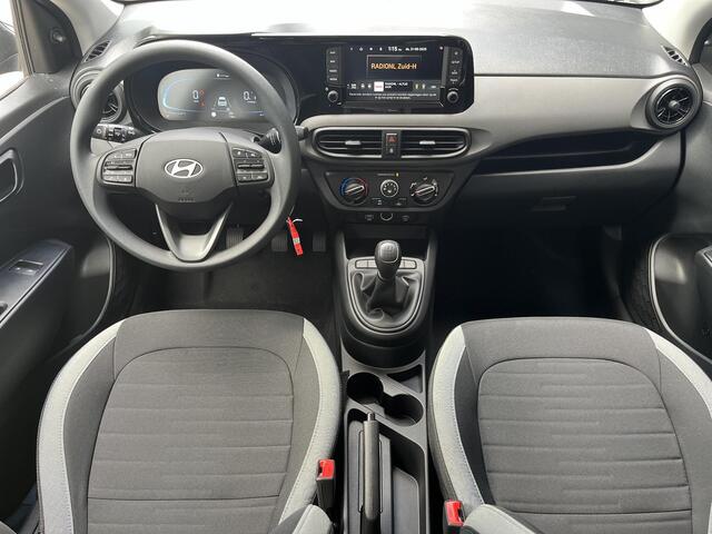 Hyundai I 10 5-deurs 1.0 Comfort | NAVI | CAMERA | APPLE CARPLAY/ANDROID AUTO | DIRECT LEVERBAAR | CRUISECONTROL |