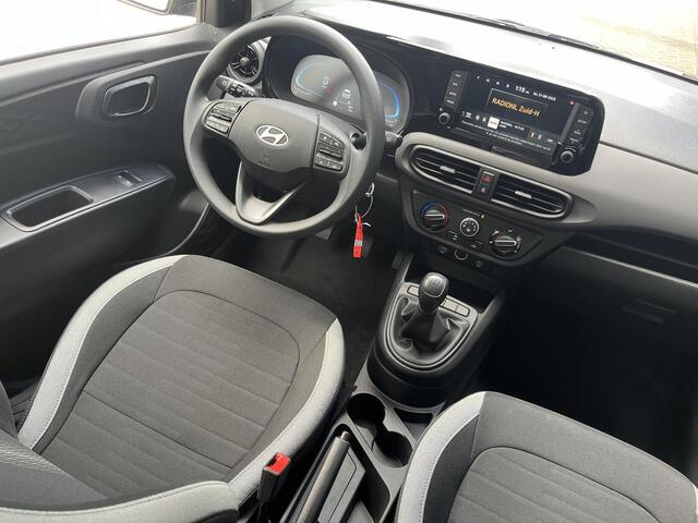 Hyundai I 10 5-deurs 1.0 Comfort | NAVI | CAMERA | APPLE CARPLAY/ANDROID AUTO | DIRECT LEVERBAAR | CRUISECONTROL |