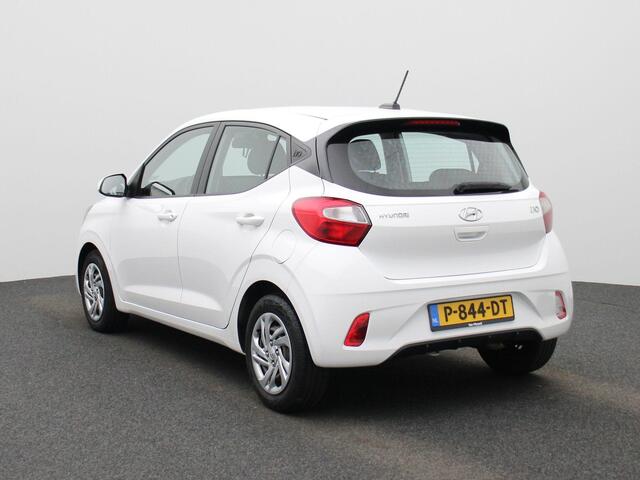 Hyundai I 10 1.0 Comfort | Apple Carplay & Android Auto | DAB-Radio | Automatische Verlichting | Airconditioning | Cruise Control | Lane Assist | Multifunctioneel Stuurwiel | Lederen Stuurwiel & Versnellingspook