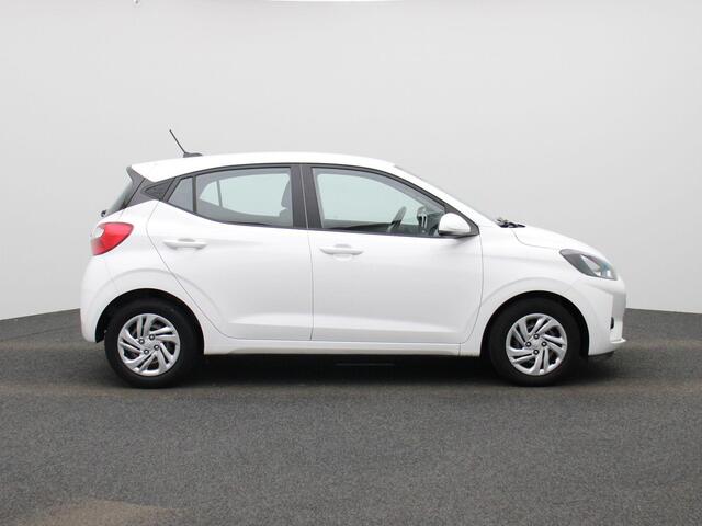 Hyundai I 10 1.0 Comfort | Apple Carplay & Android Auto | DAB-Radio | Automatische Verlichting | Airconditioning | Cruise Control | Lane Assist | Multifunctioneel Stuurwiel | Lederen Stuurwiel & Versnellingspook