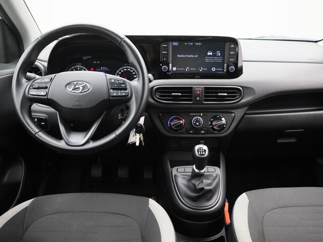 Hyundai I 10 1.0 Comfort | Apple Carplay & Android Auto | DAB-Radio | Automatische Verlichting | Airconditioning | Cruise Control | Lane Assist | Multifunctioneel Stuurwiel | Lederen Stuurwiel & Versnellingspook