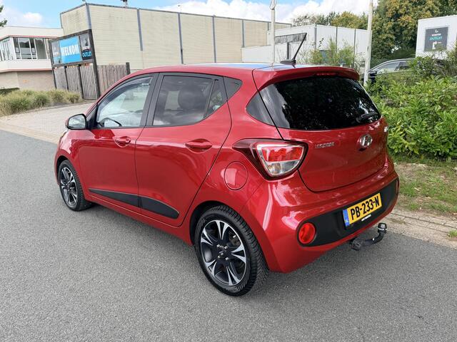 Hyundai I 10 1.0i i-Premium NavigatieoAircooCruise