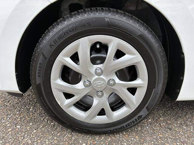 Hyundai I 10 1.0i Comfort | All seasons