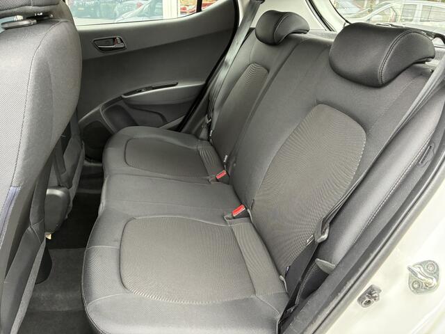 Hyundai I 10 1.0i Comfort | All seasons
