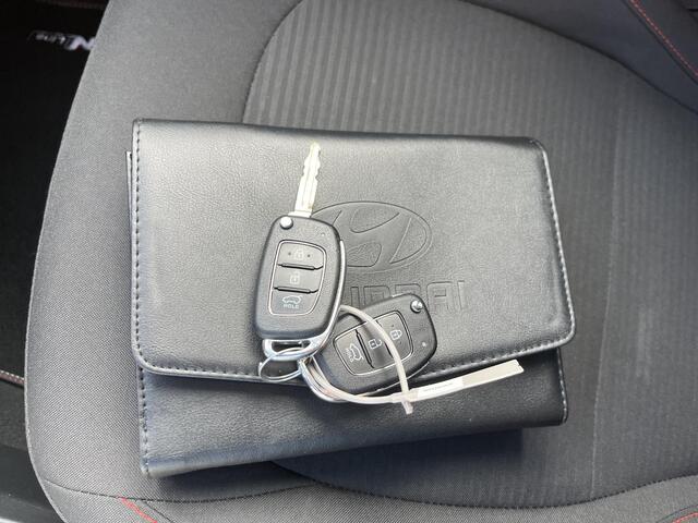 Hyundai I 10 1.0 T-GDI N Line 5-zits / 1ste Eigenaar / All Season Banden / Navigatie / Camera / Android Auto/Apple Carplay / Climate Control / Stoelverwarming / DAB / – foto 5