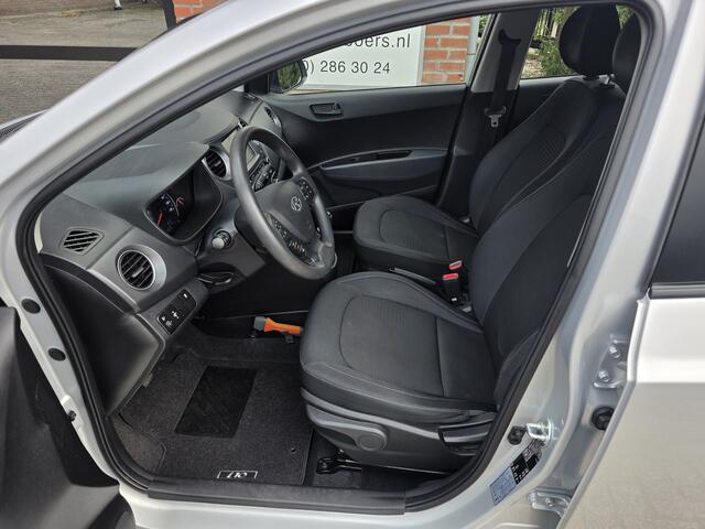 Hyundai I 10 1.0i Comfort | Navigatie | Cruise |