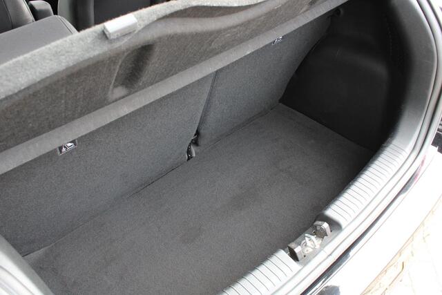 Hyundai I 10 1.0 Comfort CRUISE CONTROL/ APPLE CARPLAY/ LANE ASSIST – foto 10