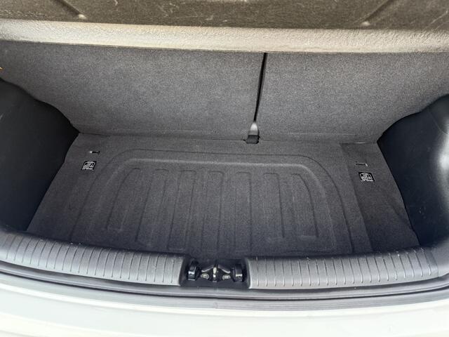 Hyundai I 10 1.0i Comfort 5-deurs Airco, Climate contr, Centr.vergr, LMV... – foto 8