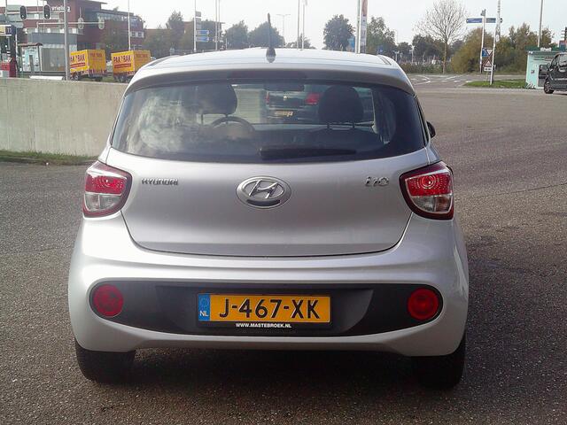 Hyundai I 10 1.0i i-Motion Comfort Staat in Hardenberg – foto 4