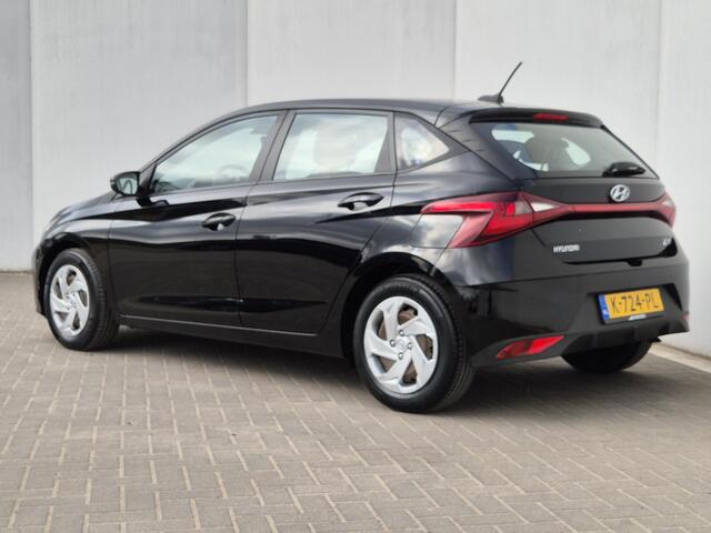 Hyundai I 20 1.2 MPI i-Motion Handgeschakeld / Airco / Cruise control / Bluetooth telefoonvoorbereiding / Elektrische ramen voor en achter /