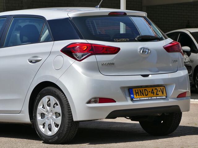 Hyundai I 20 1.2 HP i-Motion airco | all-season-banden