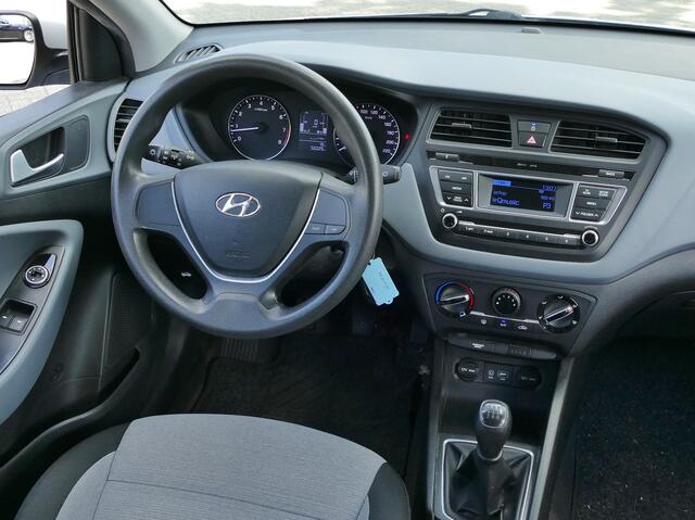 Hyundai I 20 1.2 HP i-Motion airco | all-season-banden
