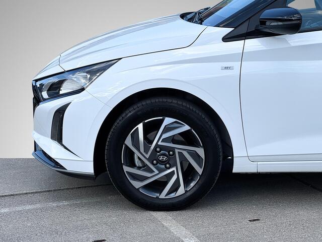 Hyundai I 20 1.0 T-GDI Comfort Smart Automaat NIEUW MODEL! | Two-Tone Lakkleur | Navigatie Full-Map | Dodehoek Detectie | Camera | Apple Carplay/Android Auto | Rijklaarprijs!