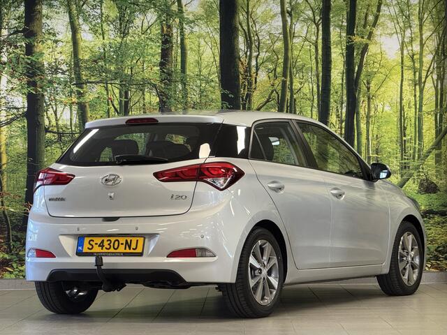Hyundai I 20 1.4 Business Edition | Automaat! | Camera | Trekhaak | Navigatie | Parkeersensoren | DAB+ | Cruise Control | 16" Lichtmetaal | Lane Assist | Isofix | Airconditioning |