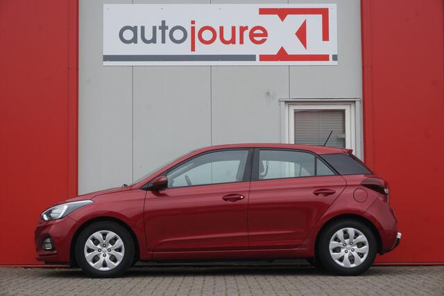 Hyundai I 20 1.0 T-GDI Comfort | Automaat | Camera | Trekhaak | Cruise Control | Navigatie | Origineel NL |