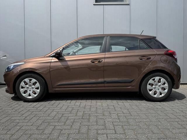 Hyundai I 20 1.0 T-GDI Comfort / 1e eig. / Navigatie / Climate Control / Cruise Control / Camera achter + parkeersensoren achter /