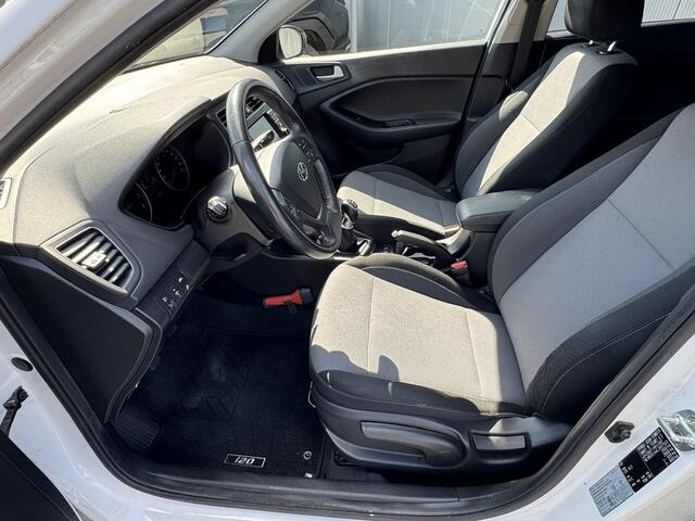 Hyundai I 20 1.0 T-GDI Comfort / Navigatie + Apple Carplay/Android Auto/ Climate Control/ LM Velgen / Getinte Rame