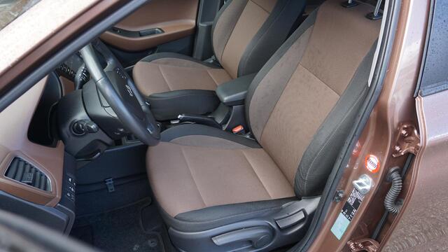 Hyundai I 20 1.0 T-GDI 101pk 5Drs Comfort Navi A-Camera LED Clima Cruise Control *1e Eigenaar* NL Auto! 50931km!