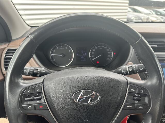 Hyundai I 20 1.0 T-GDI Comfort | Nieuw Binnen | Navigatie | Camera | Climate Control | APK 10-11-2026 |