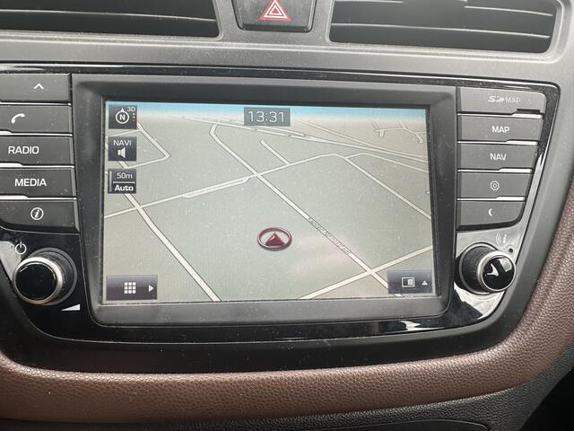 Hyundai I 20 1.0 T-GDI Comfort | Nieuw Binnen | Navigatie | Camera | Climate Control | APK 10-11-2026 |