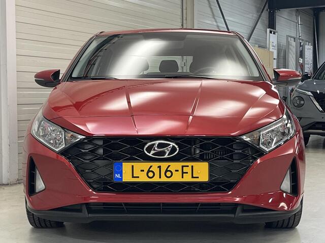 Hyundai I 20 1.0 T-GDI Comfort Smart / Herwers Onderhouden / Fabrieksgarantie t/m 06-2026 / Navigatie / Camera / Cruise Control / Airco /