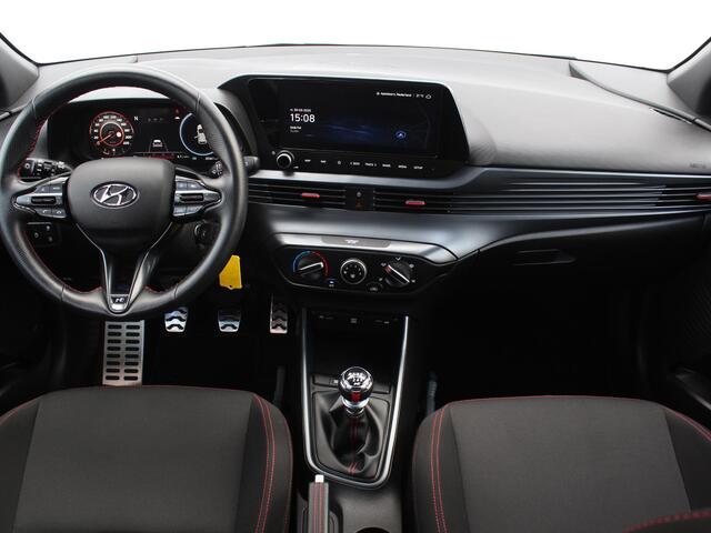 Hyundai I 20 1.0 T-GDI N Line 100PK / Navigatie + Apple Carplay/Android Auto / Achteruitrijcamera / Airco / Cruise Control / 17" Lichtmetalen Velgen /