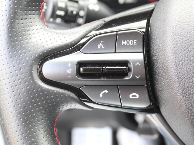Hyundai I 20 1.0 T-GDI N Line 100PK / Navigatie + Apple Carplay/Android Auto / Achteruitrijcamera / Airco / Cruise Control / 17" Lichtmetalen Velgen /
