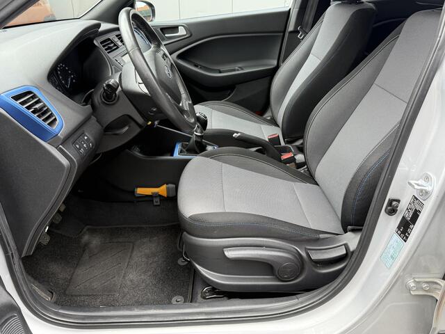 Hyundai I 20 1.0 T-GDI Go! / Navigatie / Airco / Achteruitrijcamera / Lichtmetaal / Multifunctioneel Stuur / NL Auto /
