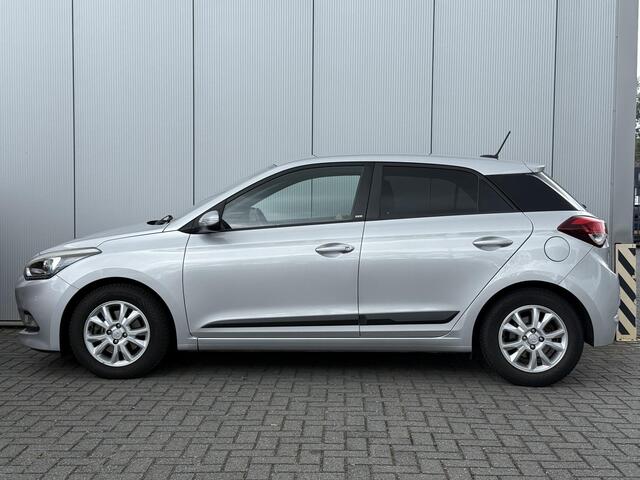 Hyundai I 20 1.0 T-GDI Go! / Navigatie / Airco / Achteruitrijcamera / Lichtmetaal / Multifunctioneel Stuur / NL Auto /