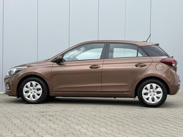 Hyundai I 20 1.0 T-GDI Comfort / Apple carplay/Amdroid Auto / All Season banden / Cruise Control / Airco /