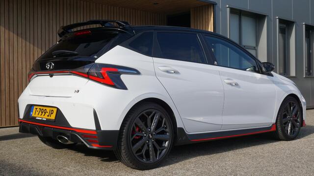 Hyundai I 20 1.6 N-Performance 231pk & 378nm Virtual Cockpit 18inch LM LED BOSE Stoel/Stuurverwarming *Nieuwstaat* 48003km!