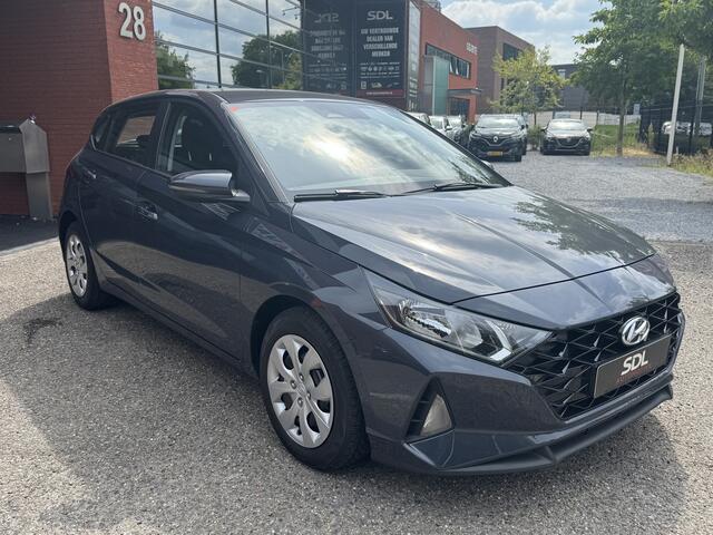 Hyundai I 20 1.0 T-GDI Comfort // APPLE CARPLAY / ANDROID AUTO // CAMERA // PDC // CRUISE // DAB