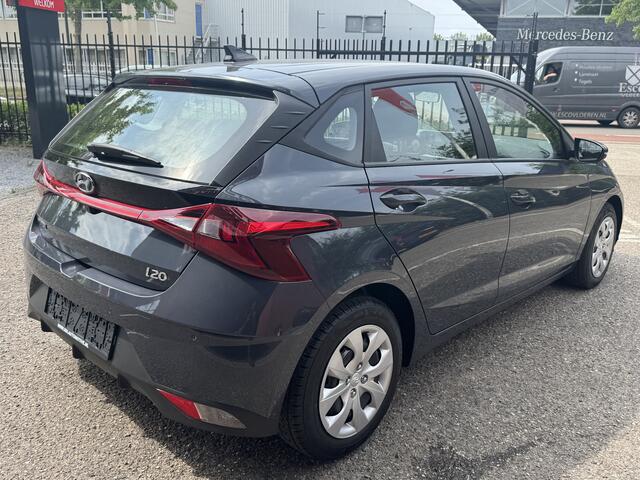 Hyundai I 20 1.0 T-GDI Comfort // APPLE CARPLAY / ANDROID AUTO // CAMERA // PDC // CRUISE // DAB