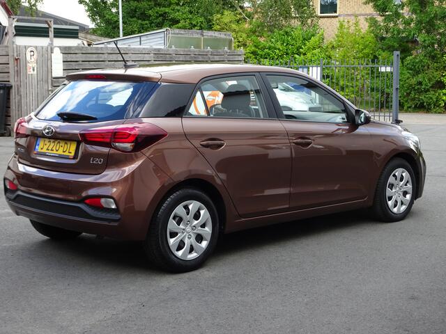Hyundai I 20 1.0 T-GDI Comfort Automatische airco, navigatie, cruise controle, parkeersensoren, enz.