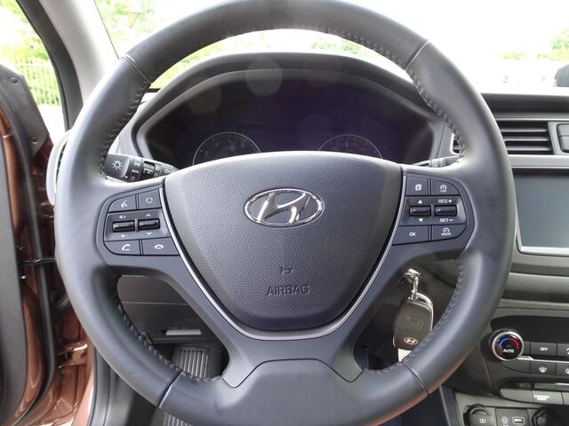 Hyundai I 20 1.0 T-GDI Comfort Automatische airco, navigatie, cruise controle, parkeersensoren, enz.
